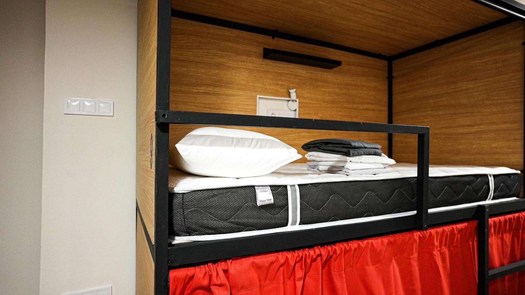 Fit Hostel Madrid Eksteriør bilde