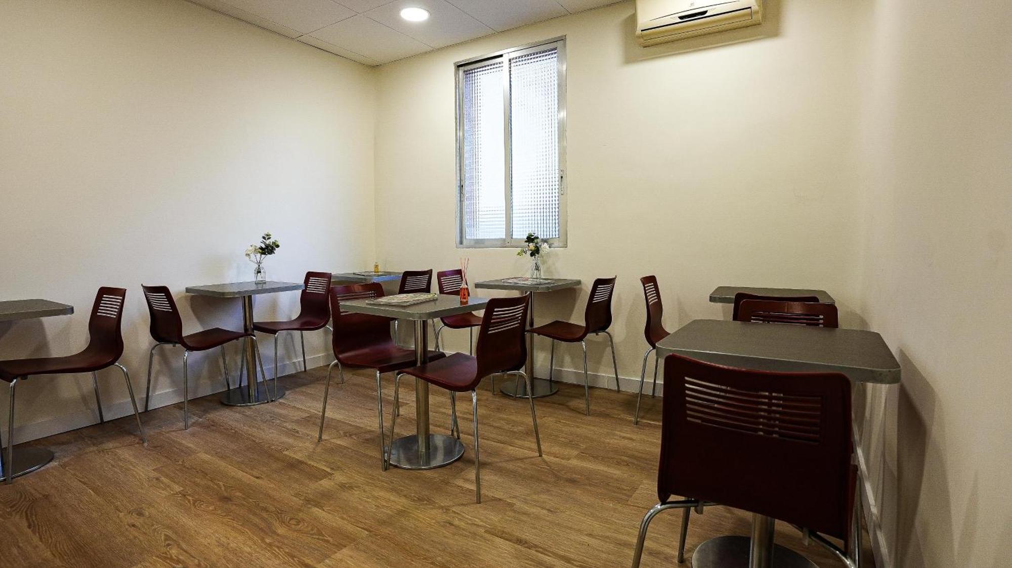 Fit Hostel Madrid Eksteriør bilde