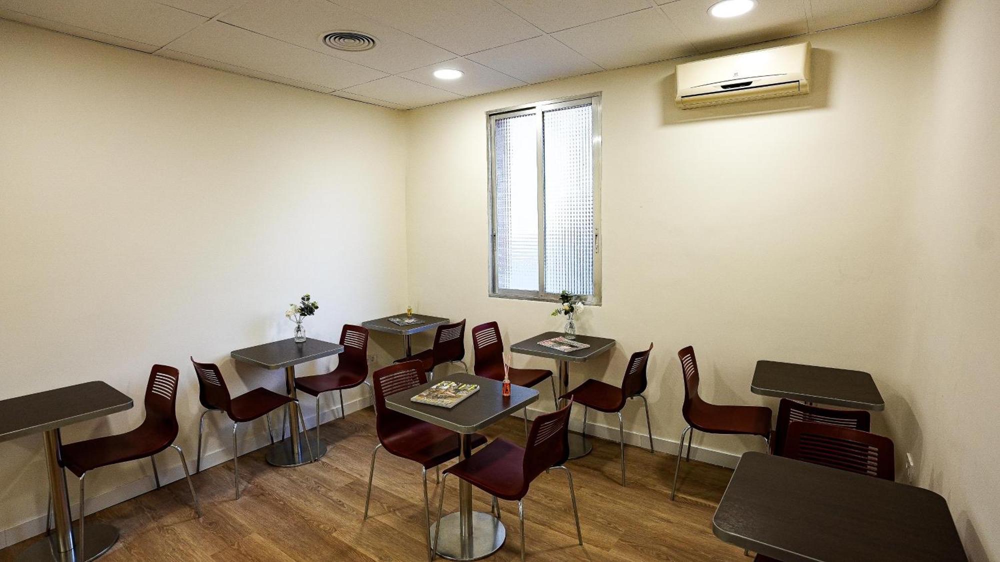 Fit Hostel Madrid Eksteriør bilde